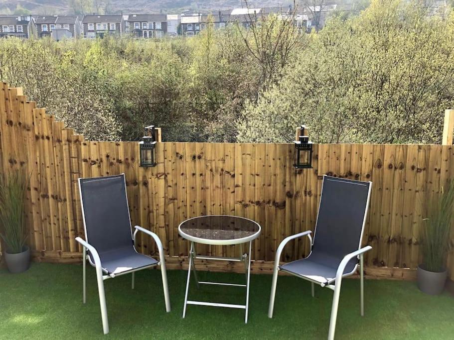 Rhondda Valleys With Breathtaking Riverside Views Llwynypia Ngoại thất bức ảnh
